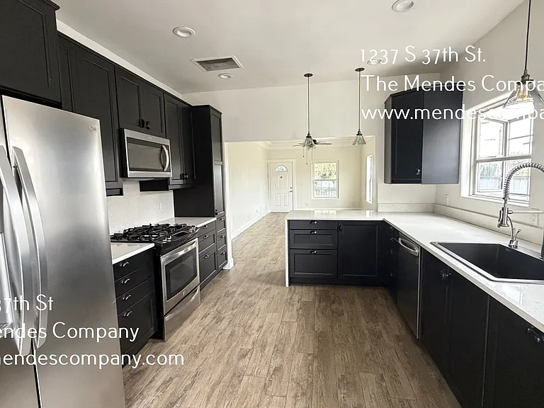 1237 S 37th St #FRONT HOUSE — Photo 7