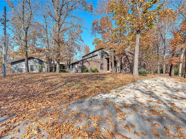 2 Portland Ln, Bella Vista, AR 72715