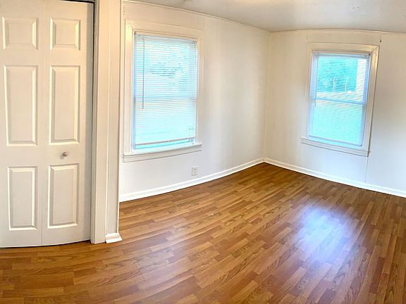 4th image of 147 Dellway Dr