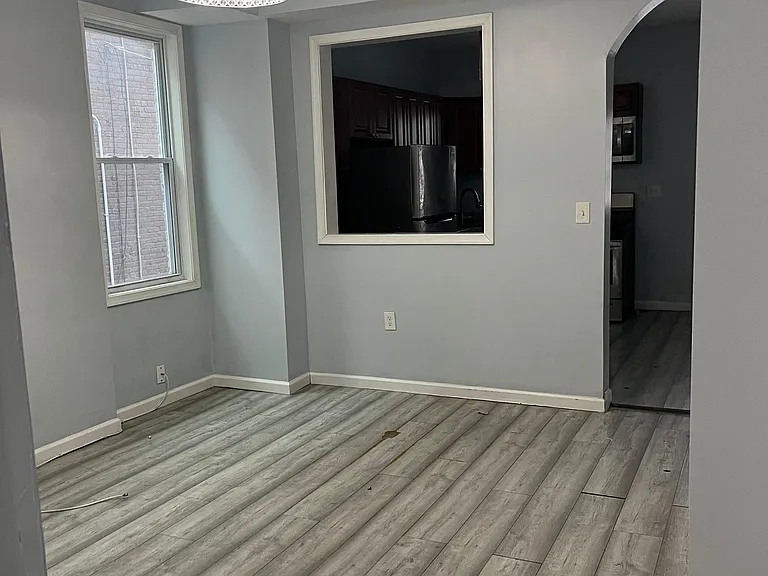 625 Cator Ave — Photo 3