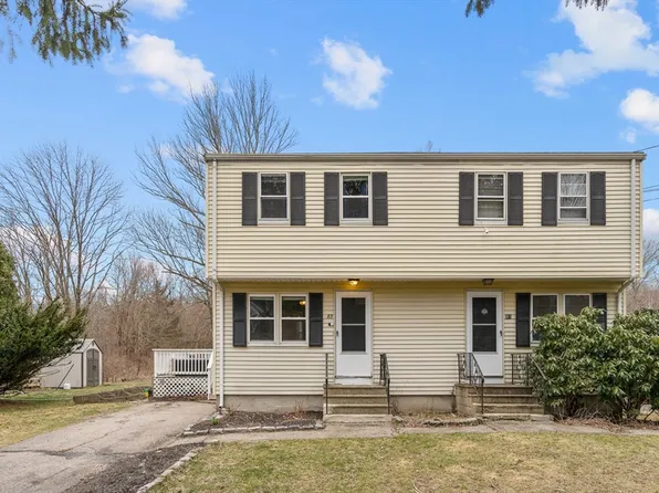 83 East St #83, Foxboro, MA 02035