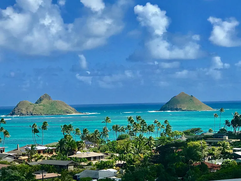 Mokulua Islands