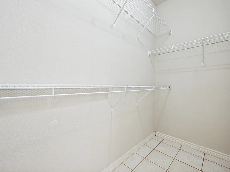 1156 Bent Oaks Dr — Photo 20