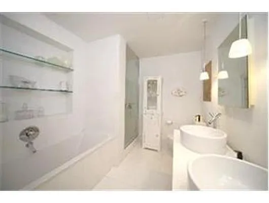 Rented by Douglas Elliman | media 32