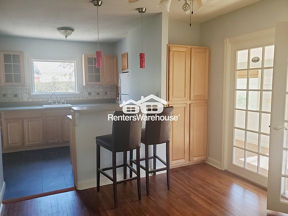 2nd image of 1951 Dresden Dr