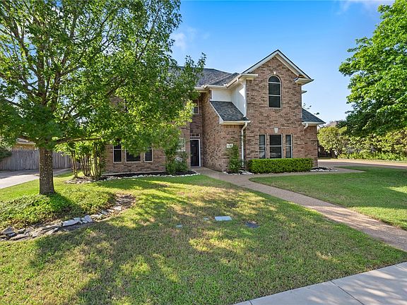 2nd image of 9228 Brookwater Cir