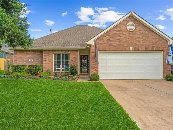 956 Fife Drive, Conroe, TX 77301