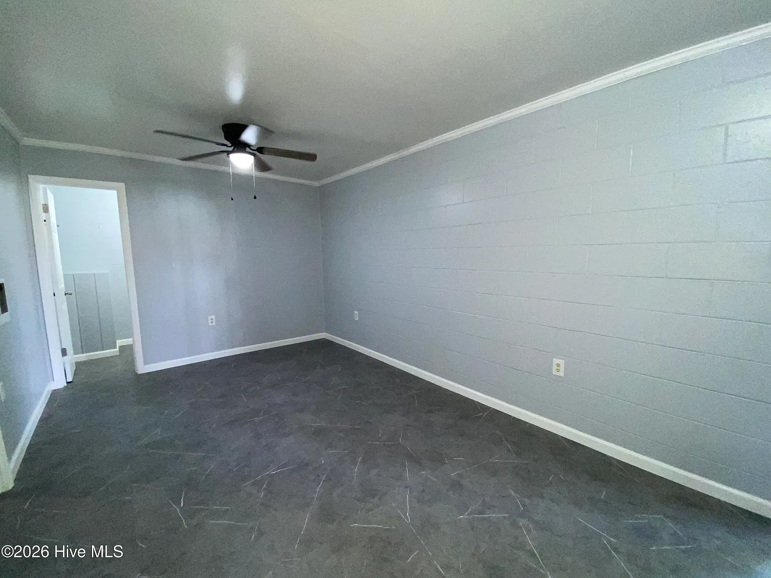 1 bed, 1.0 bath, $800 — Photo 4