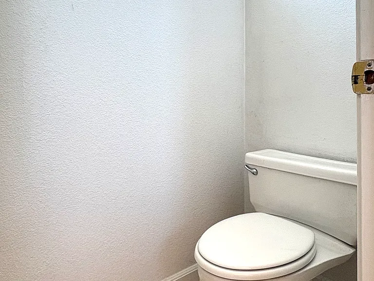 Primary Toilet Room
