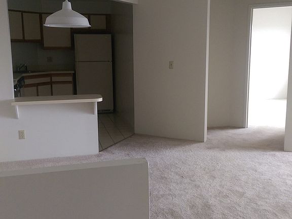 Dining Area/Kitchen