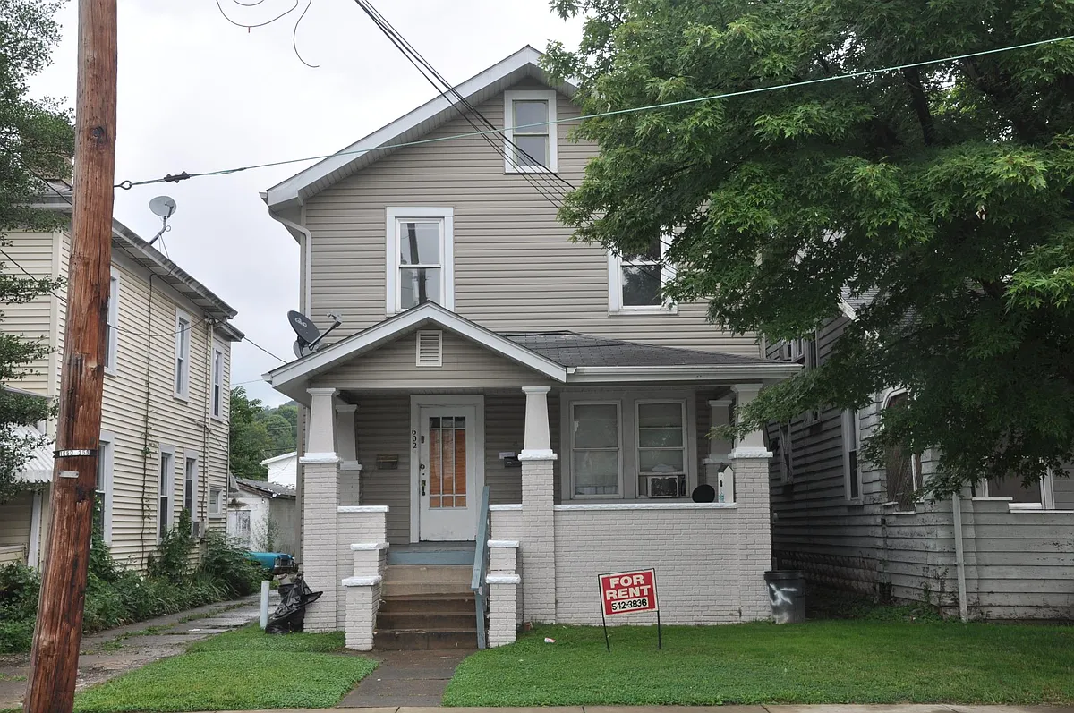 Building Photo - 602 Randolph St #A