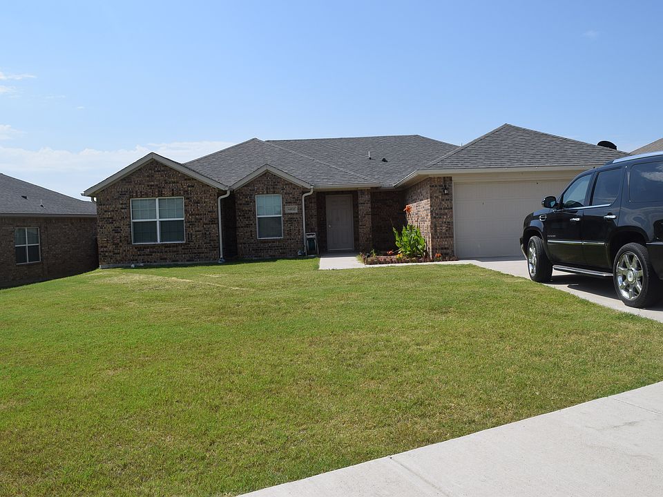 1st image of 4802 Blue River Dr
