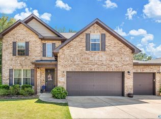 381 Willow Bank Cir, Decatur, AL 35603