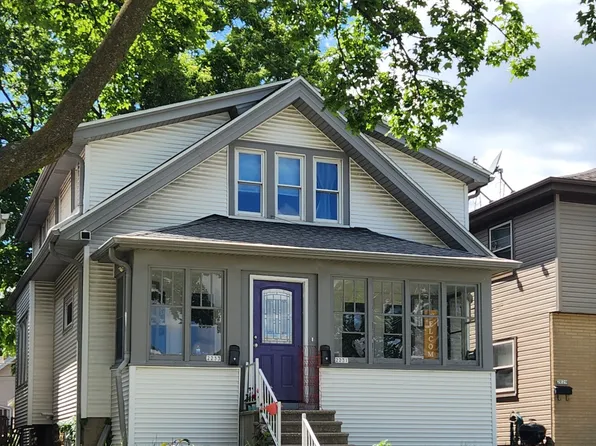 2231 S 58th St, West Allis, WI 53219