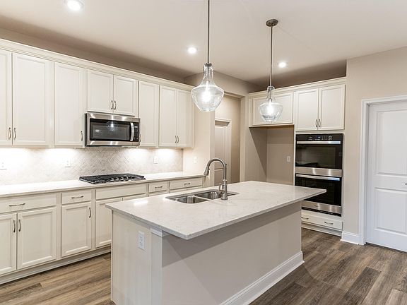 7th image of this home