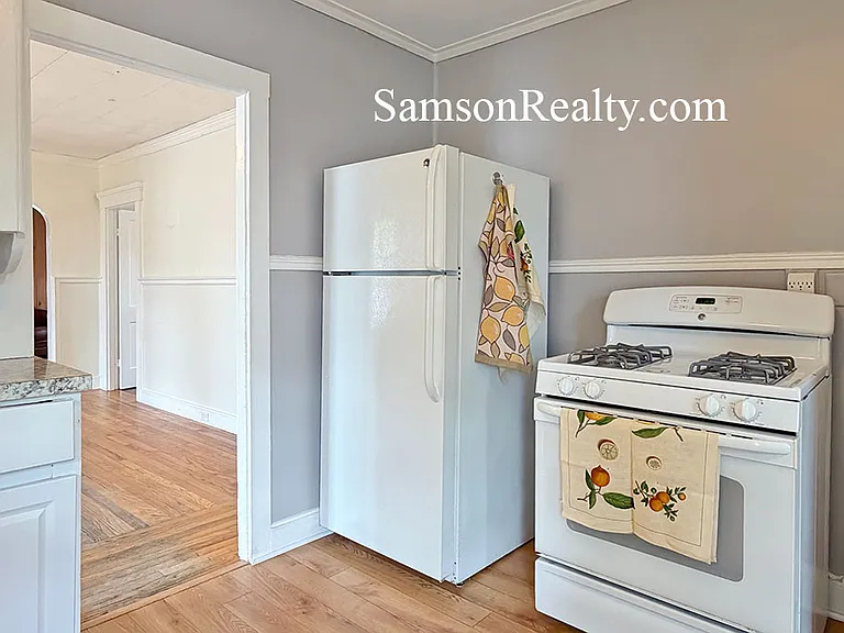 410 Thames St #2 — Photo 6