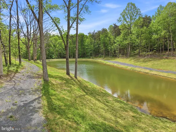 709 Stultz Gap Rd, Edinburg, VA 22824