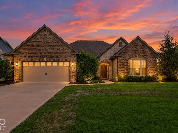 4177 Saddle Club Pkwy, Bargersville, IN 46106