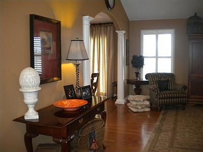 3rd image of 5701 Dry Creek Ln