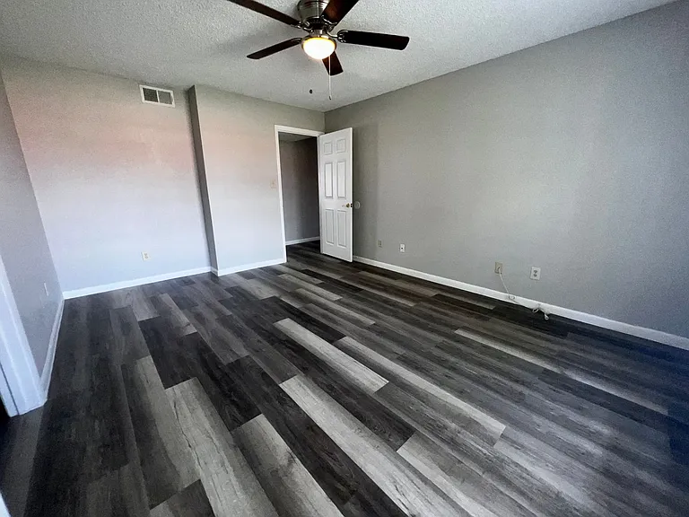 4355 Perkinshire Ln #M-104 — Photo 11