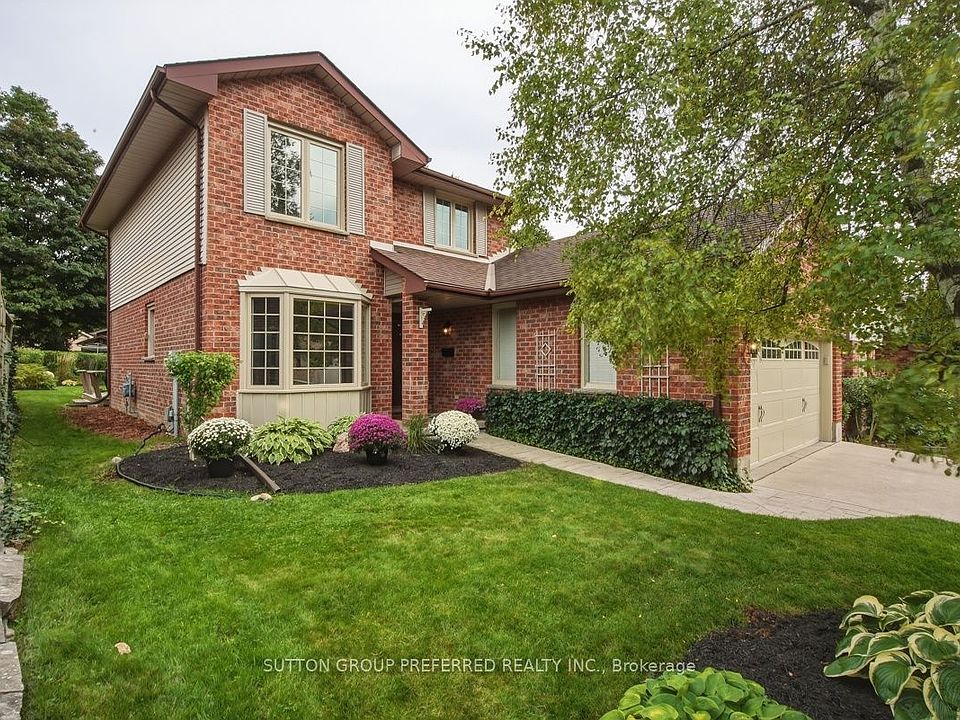 1st image of 668 Country Club Dr