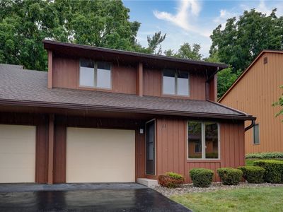 11 Spring Hl, Fairport, NY, 14450