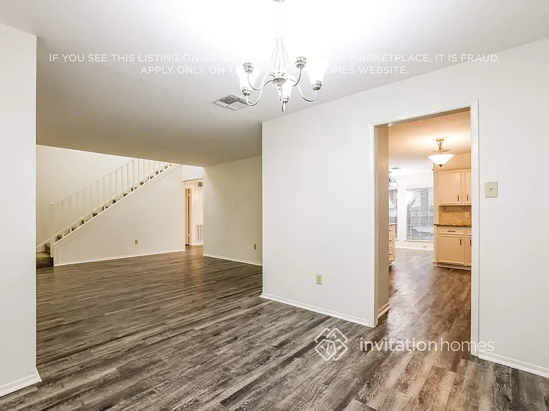 3018 Falling Brook Dr — Photo 8
