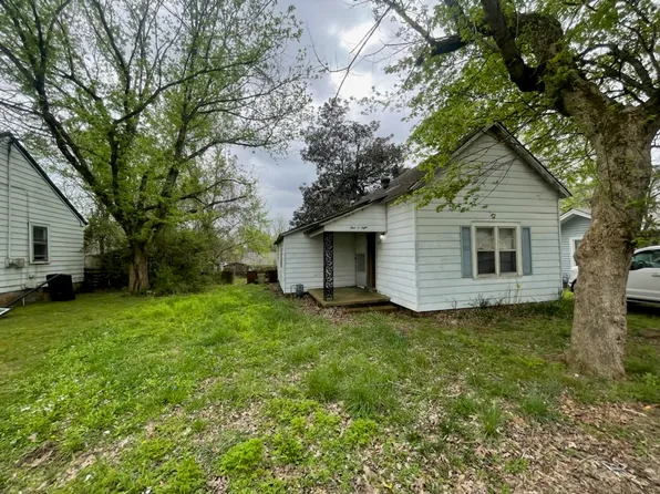 408 Briggs St, Jackson, TN 38301
