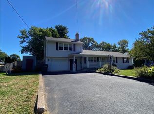 24 Bel Aire Cir, Windsor Locks, CT 06096