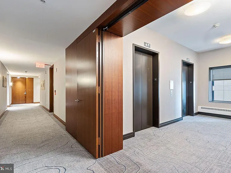 1414 S Penn Sq #25CDE — Photo 43