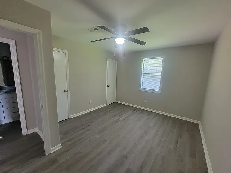 1546 Hamilton Dr #202 — Photo 17