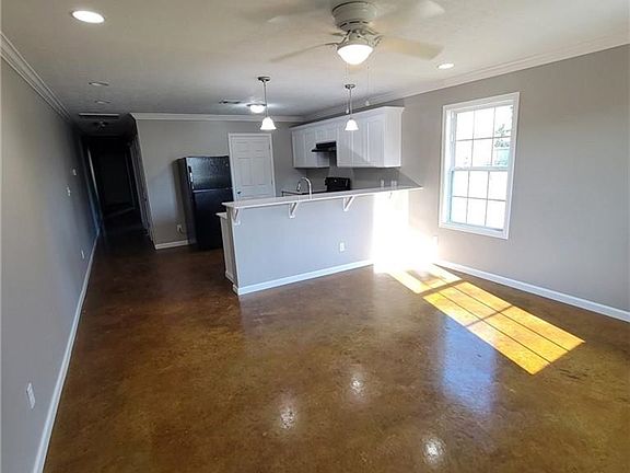 2nd image of 502 S Franklin St