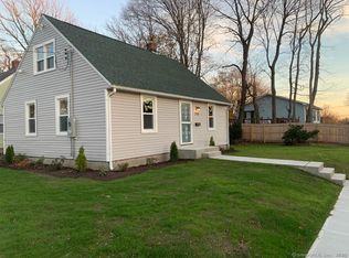 275 Burnsford Ave, Bridgeport, CT 06606