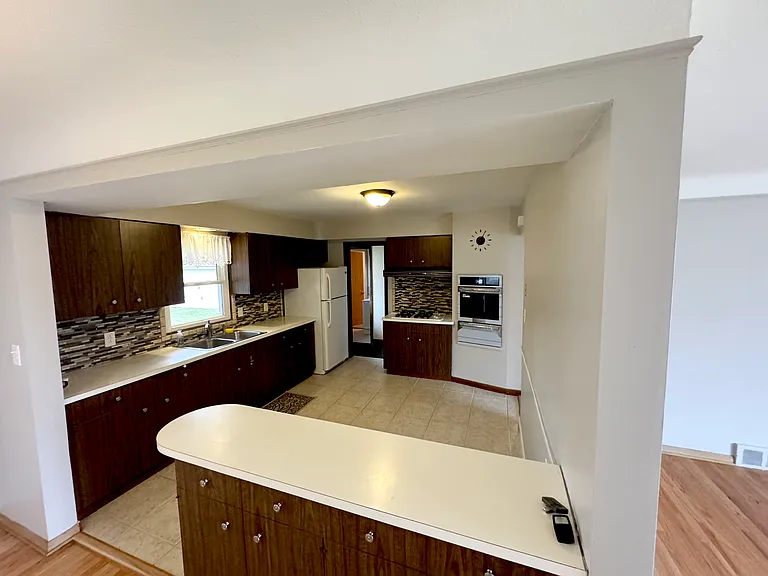 1690 Hope Haven Dr — Photo 5