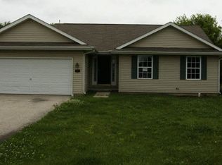 125 Lamplighter Loop S, Poplar Grove, IL 61065