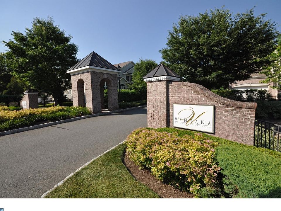 1st image of 28 Schindler Ct