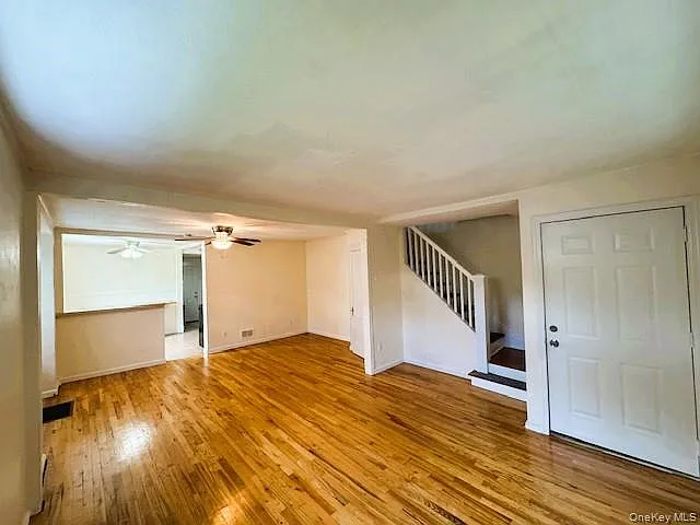 42 Hamilton Rd #LEFT — Photo 23