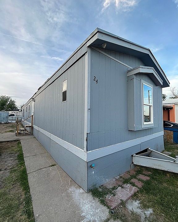 1st image of 7501 Howard St Trailer 24