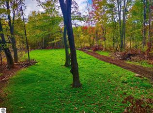 V/land SE #M-115, Marion, MI 49665