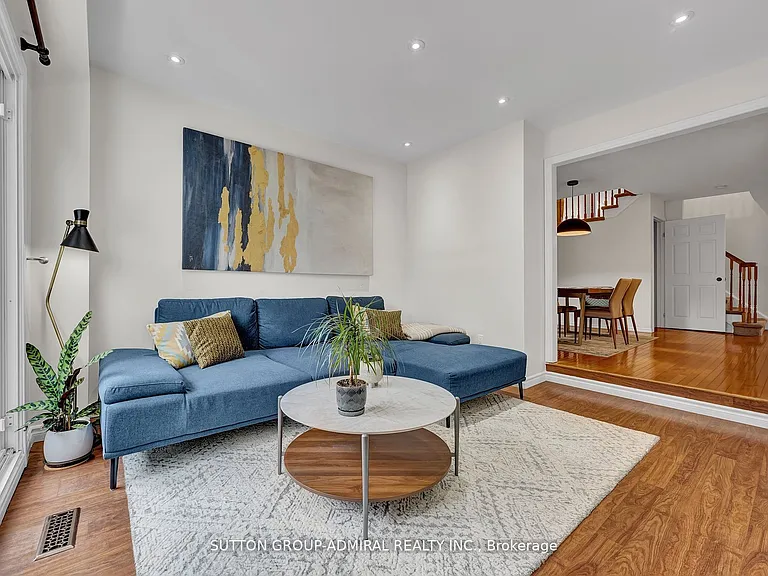 52 Garden Ave — Photo 7