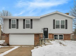 1717 Edgewood Ave SE, Grand Rapids, MI 49506
