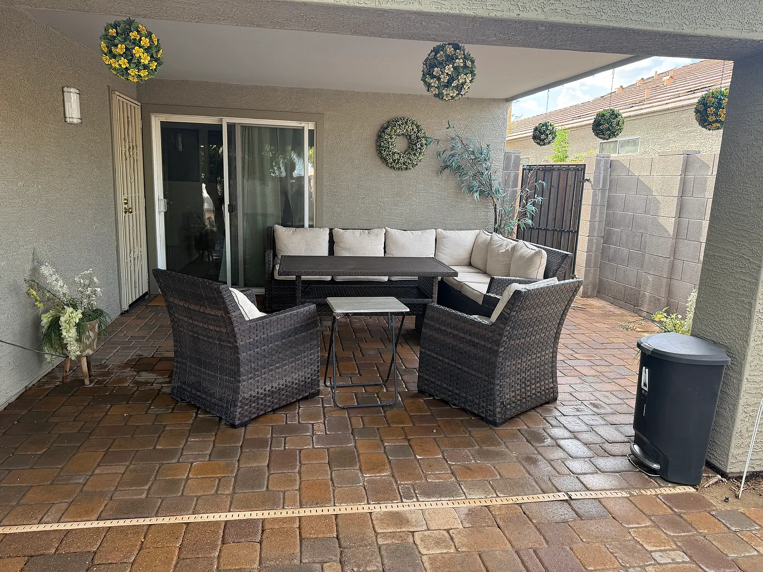 3 bed, 1500 sqft, $2,200 — Photo 3