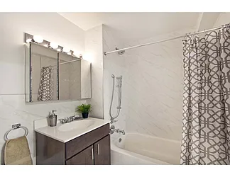 Rented by R New York