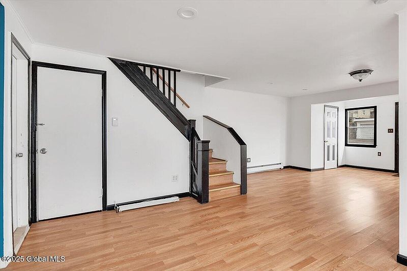 3rd image of 143 Linden Street
