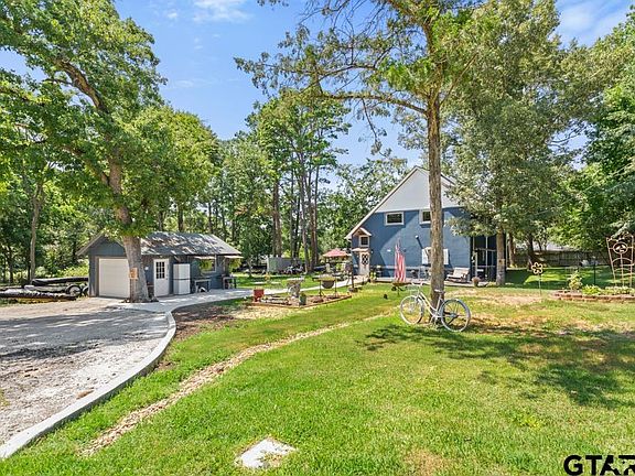 2nd image of 217 Canyon Dr