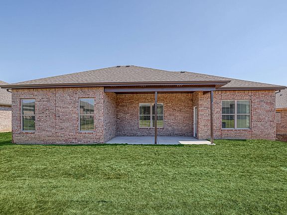 Heidi Christinaking 7524belmontdr Web 7