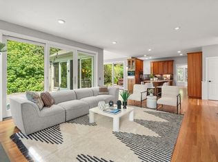 28 York Rd, Wayland, MA 01778