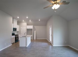 3217 Scissortail Way, Yukon, OK 73099