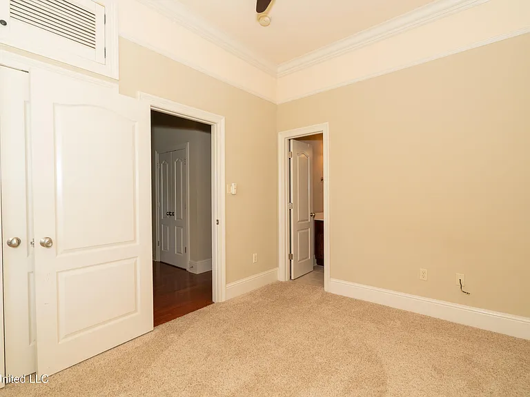 8 Oak Alley Ln — Photo 14