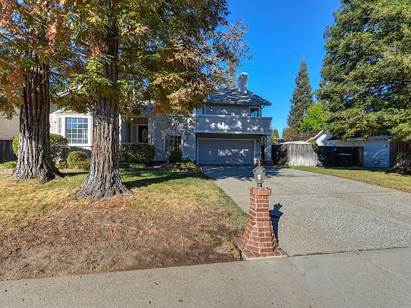 2nd image of 424 S Lexington Dr